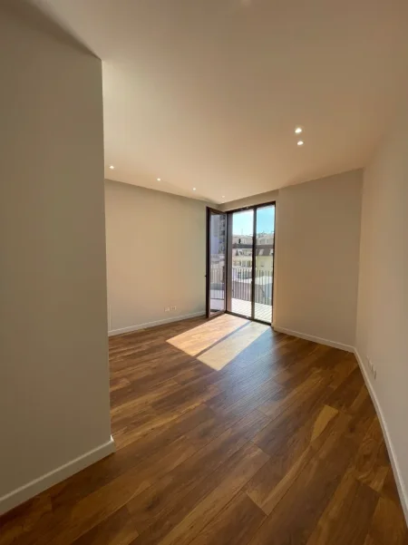Tirane, jepet me qera zyre Kati 7, 116 m² 1.800 € (Parku Olimpik)
