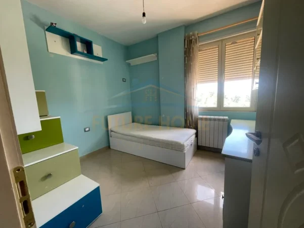 Tirane, shitet apartament 1+1 Kati 3, 93 m² 115.000 € (Tufine)