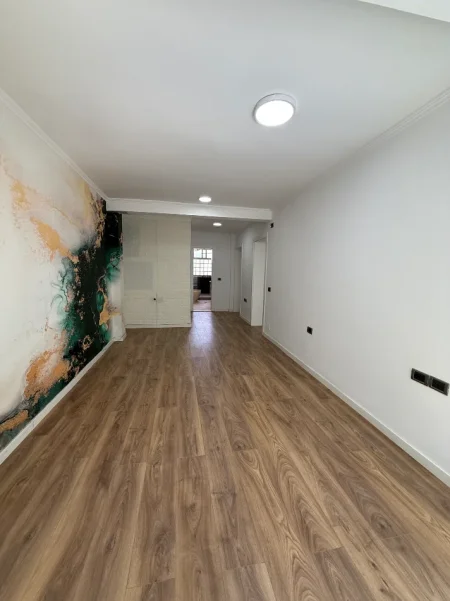 Tirane, jepet me qera zyre Kati 1, 80 m² 80.000 € 