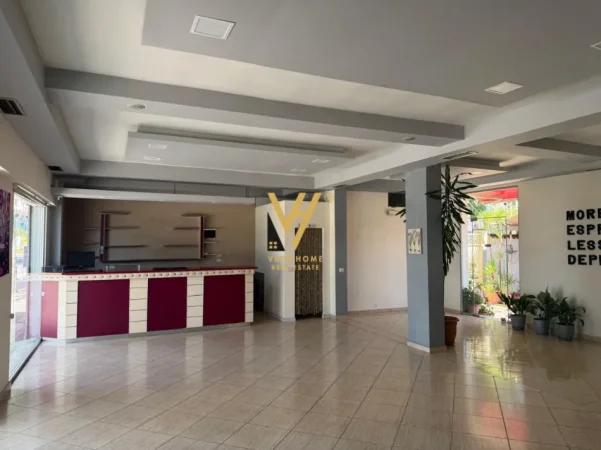 Tirane, jepet me qera ambjent biznesi Kati 0, 150 m² 1.050 € (LAPRAKE)