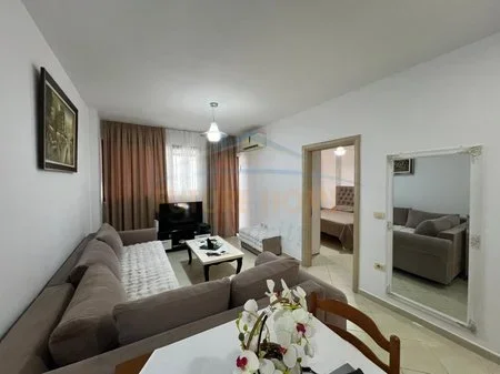 Tirane, shitet apartament 1+1 Kati 5, 54 m² 130.000 € 