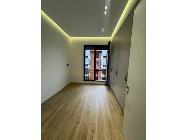 Tirane, jepet me qera apartament 2+1 Kati 6, 114 m² 1.250 € (Kompleksi Delijorgji)