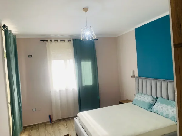 Elbasan, jepet me qera nga Pronari, pa-komision apartament 2+1+Ballkon Kati 8, 100 m² 390€