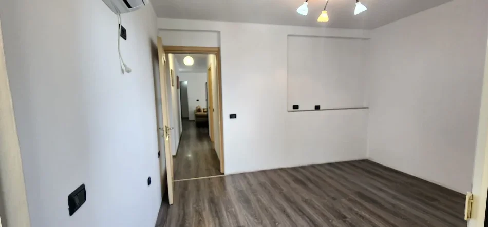 Tirane, shitet apartament 2+1 Kati 6, 90 m² 189.000 € (Fusha Aviacionit)