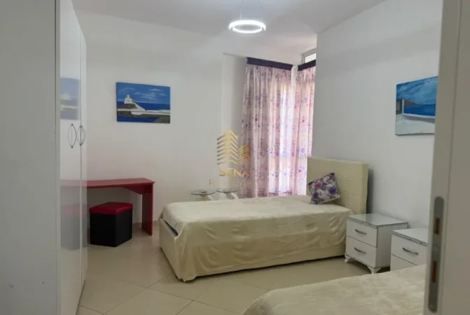 Tirane, jepet me qera apartament 2+1+Ballkon Kati 3, 80 m² 650 € (21 Dhjetori)