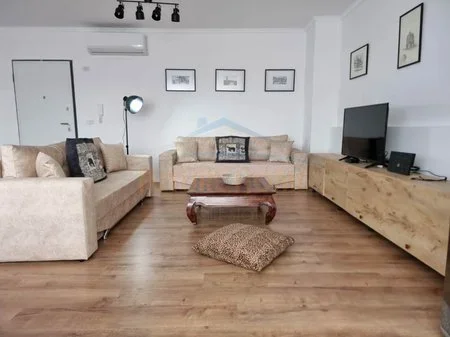 Tirane, jepet me qera apartament 1+1 Kati 6, 81 m² 850 € 