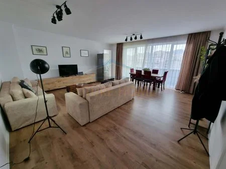 Tirane, jepet me qera apartament 1+1 Kati 6, 81 m² 850 € 