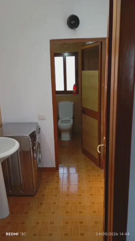 Tirane, jepet me qera apartament 2+1+Ballkon Kati 4, 100 m² 450 € (KODRA E PRIFTIT)