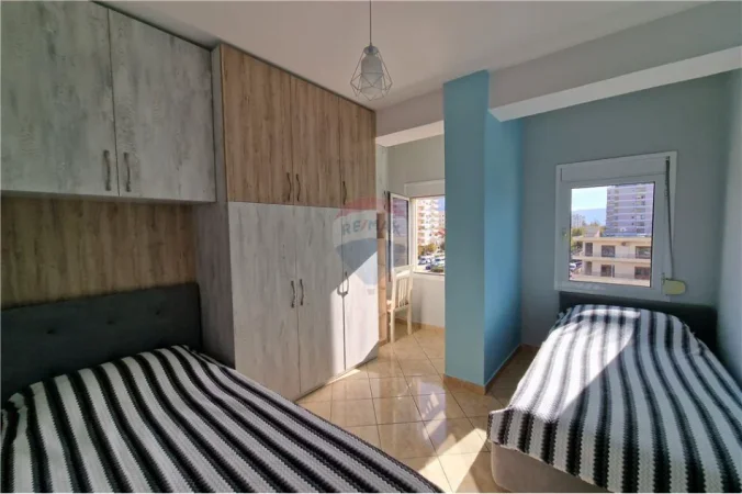 Vlore, jepet me qera apartament 2+1 Kati 4, 74 m² (Rruga Gjergj Kastrioti (Transballkanike), Vlorë)