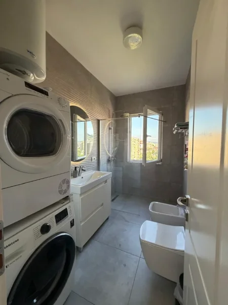 Tirane, shitet apartament 1+1 Kati 6, 61 m² 127.000 € (Astir)
