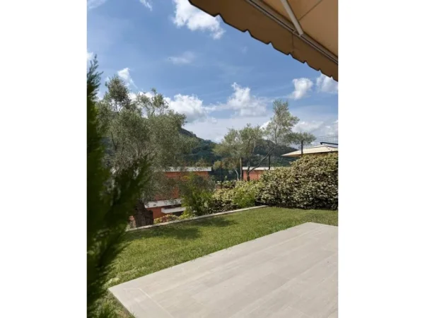 Tirane, shitet apartament 3+1 , 208 m² 650.000 € (Mullet)
