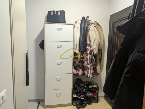 Tirane, jepet me qera garsonier 1+1 Kati 3, 40 m² 500 € (PAZARI I RI)