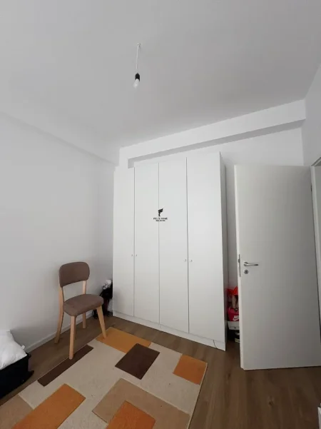 Tirane, jepet me qera apartament 1+1 Kati 3, 60 m² 400 € (ALI DEMI)