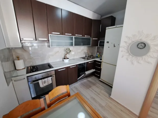 Tirane, shitet apartament 2+1+Ballkon Kati 6, 106 m² 219.999 € (Rruga Don Bosko)