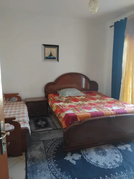 Tirane, jepet me qera apartament 1+1 Kati 2, 60 m² 300 € (Kodra e Priftit)
