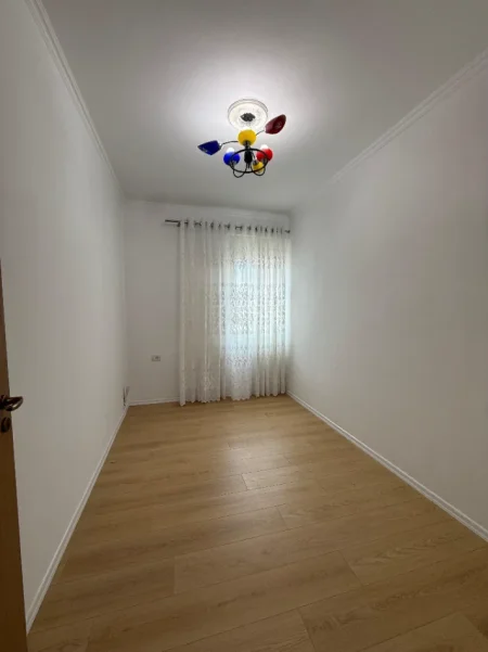 Tirane, shitet apartament 2+1+Ballkon Kati 2, Fresk, Rruga e Dajtit, 🏷️ Çmimi: 13.500.000 Leke