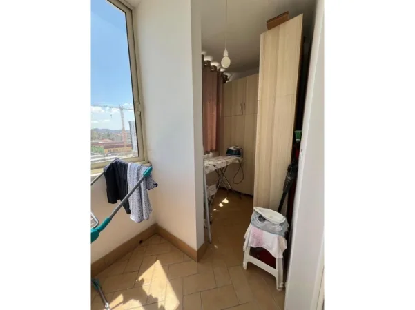 Tirane, jepet me qera apartament 2+1 Kati 6, 81 m² 550 € 