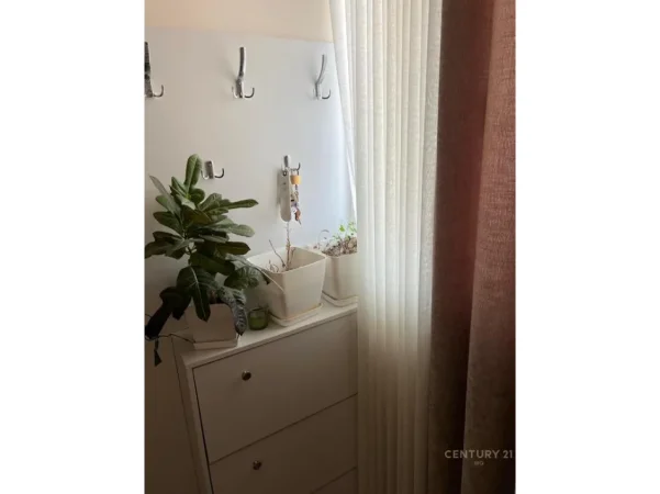 Tirane, jepet me qera apartament 2+1 Kati 6, 81 m² 550 € 