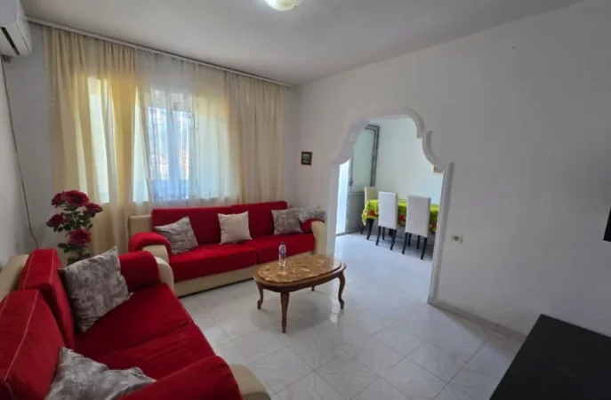 Tirane, jepet me qera apartament 1+1 Kati 5, 60 m² 330 € 