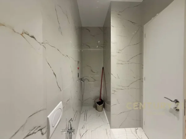 Tirane, jepet me qera apartament Kati 6, 100 m² 1.350 € (kompleksi Delijorgji)