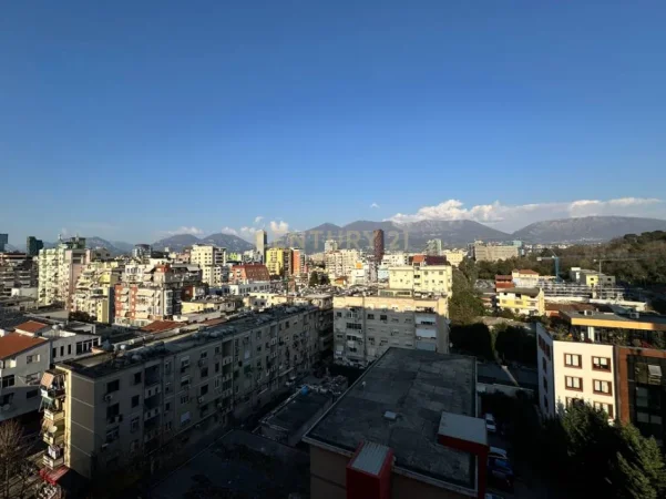 Tirane, jepet me qera apartament 2+1 Kati 9, 100 m² 800 € 