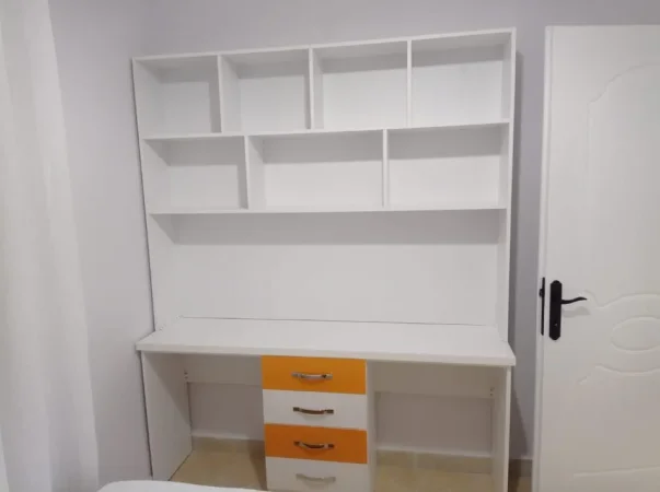 Tirane, jepet me qera apartament 2+1 Kati 1, 100 m² 520 € (PRANE UET)