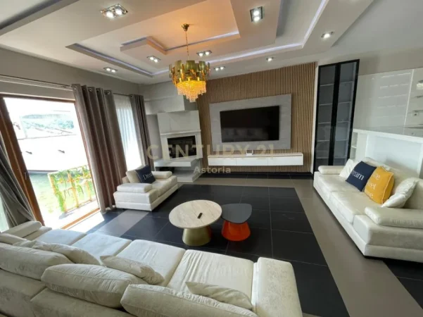 Tirane, jepet me qera Vile 2+1+Ballkon Kati 3, 307 m² 2.500 € (rezidenca Kodra e Diellit)