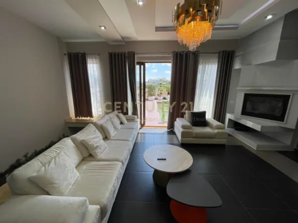 Tirane, jepet me qera Vile 2+1+Ballkon Kati 3, 307 m² 2.500 € (rezidenca Kodra e Diellit)