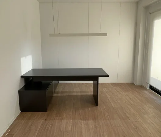Tirane, jepet me qera zyre , 124 m² 4.000 € 