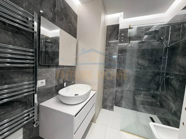 Tirane, shitet apartament 3+1 Kati 4, 141 m² 317.000 € (RRUGA DRITAN HOXHA)