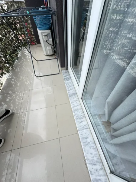 Tirane, jepet me qera apartament 1+1 Kati 9, 600 € (don bosko)