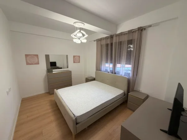 Tirane, jepet me qera apartament 1+1 Kati 2, 69 m² (ASTIR)