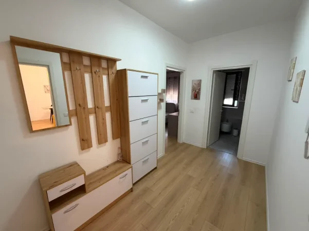 Tirane, jepet me qera apartament 1+1 Kati 2, 69 m² (ASTIR)