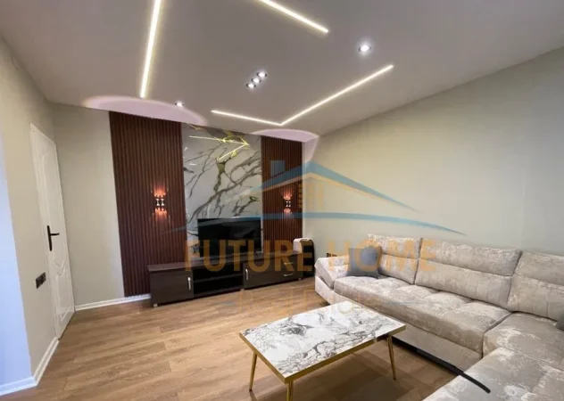 Tirane, shitet apartament 2+1+Ballkon Kati 2, 73 m² 145.000 € (Ali Demi)