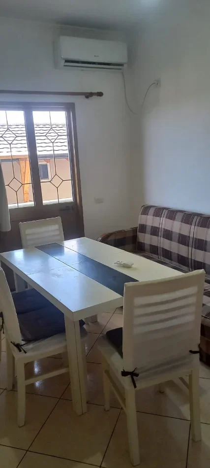 Tirane, jepet me qera apartament 2+1+Ballkon Kati 2, 80 m² 400 € (VILAT GJERMANE)