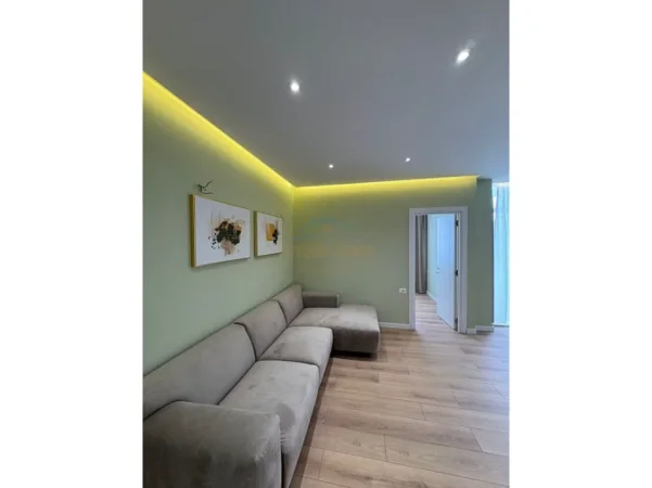 Tirane, shitet apartament 2+1+Ballkon Kati 9, 70 m² 235.000 € (Myslym Shyri)