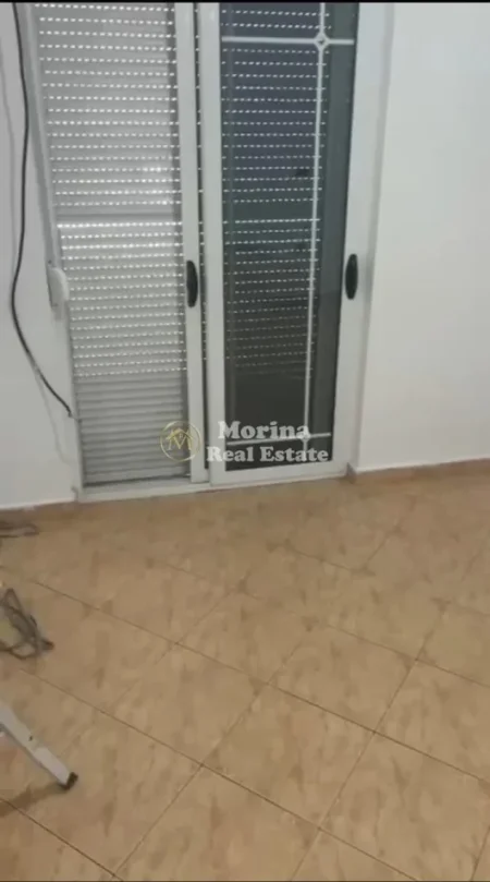 Tirane, jepet me qera apartament 2+1 Kati 2, 130 m² 380 € (Yzberisht)