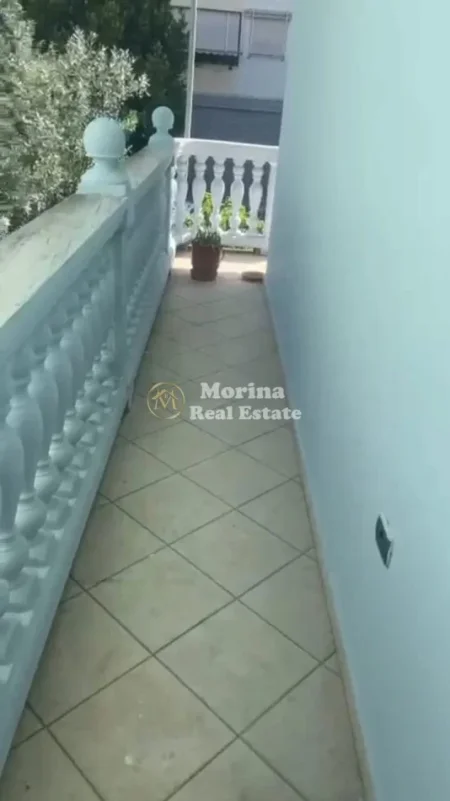 Tirane, jepet me qera apartament 2+1 Kati 2, 130 m² 380 € (Yzberisht)