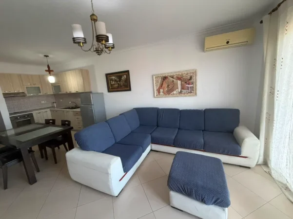 Tirane, jepet me qera apartament 1+1+Ballkon , 65 m² 400 € (ASTIR)