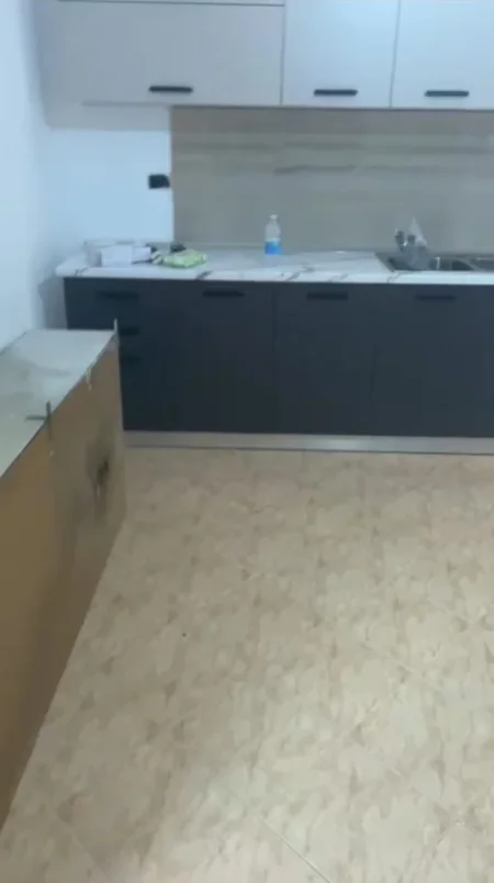 Tirane, shitet apartament 2+1 Kati 2, 140 m² 350.000 € (Yzberisht)