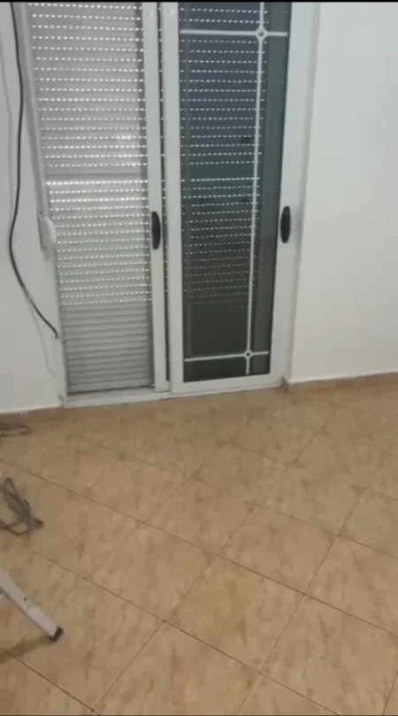 Tirane, shitet apartament 2+1 Kati 2, 140 m² 350.000 € (Yzberisht)