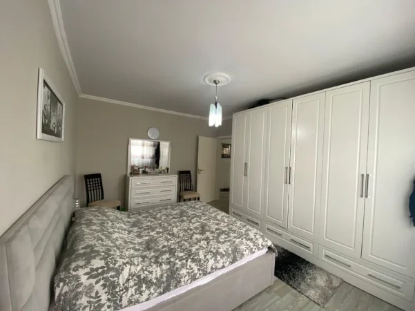 Shqiperi, shitet apartament 2+1 Kati 4, 74 m² 125.000 € (ALLIAS)