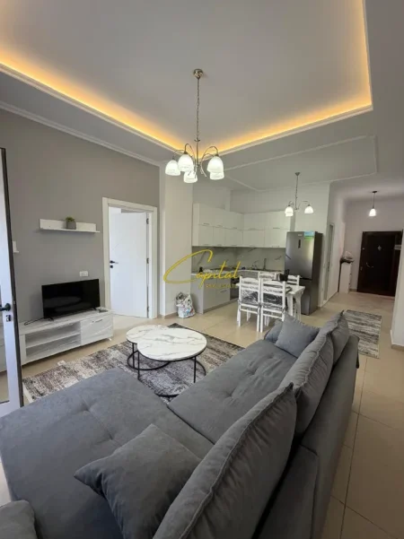 Tirane, jepet me qera apartament 1+1 Kati 1, 60 m² 500 € (KOPSHTI BOTANIK)
