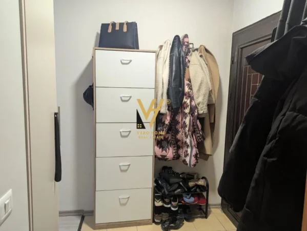 Tirane, jepet me qera garsonier Kati 3, 40 m² 500 € (PAZARI I RI)