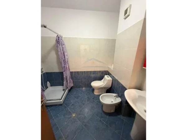 Tirane, shitet apartament 2+1+Ballkon Kati 5, 109 m² 185.000 € 
