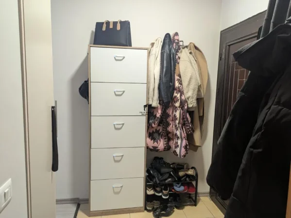 Tirane, jepet me qera garsonier Kati 5, 40 m² 500 € (PAZARI I RI)