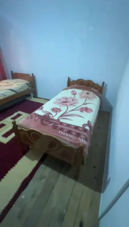 Tirane, jepet me qera apartament 2+1 Kati 2, 101 m² 500 € (Qyteti Studenti)