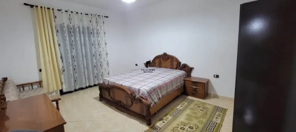 Tirane, jepet me qera apartament 3+1 Kati 2, 120 m² 450 € (RRUGA E DIBRES)