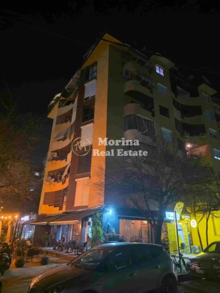 Tirane, jepet me qera apartament 2+1 Kati 4, 80 m² 650 € (Ish Fusha e Aviacionit)