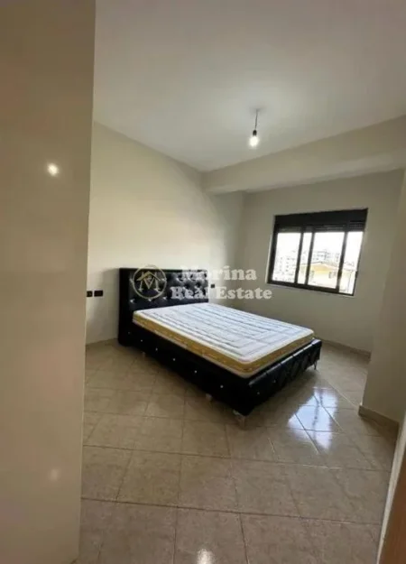 Tirane, jepet me qera apartament 1+1 Kati 4, 70 m² 390 € (Astir)